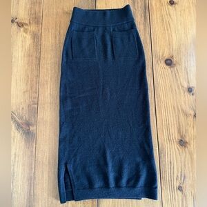 Aritzia Wool Pencil Skirt - Black